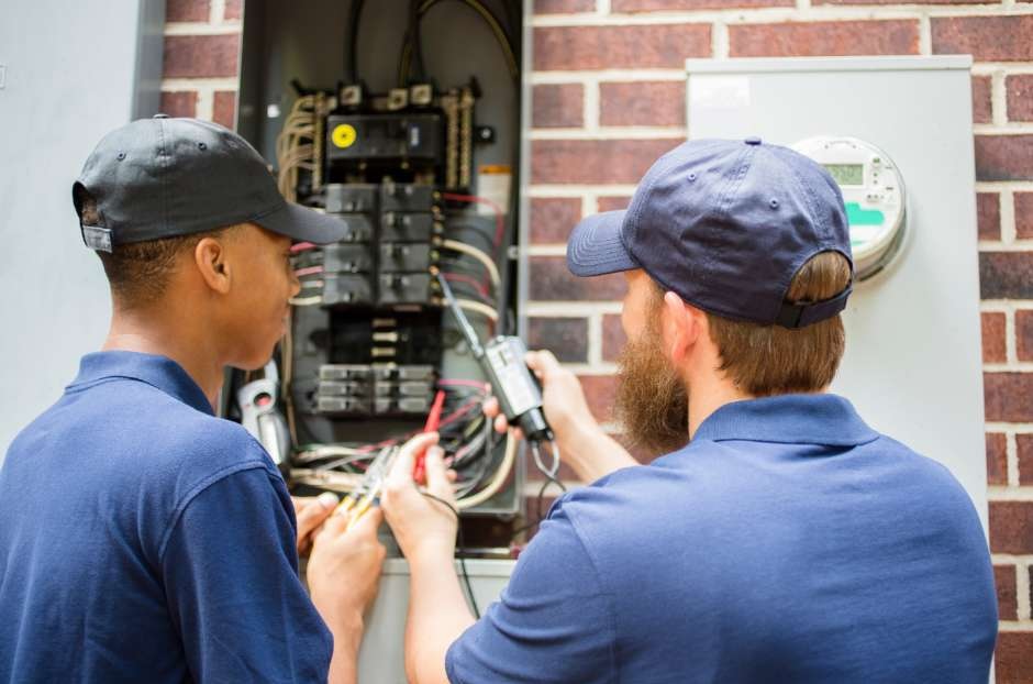 Electrician's Spring Preparation Tips for Minnesota Homes